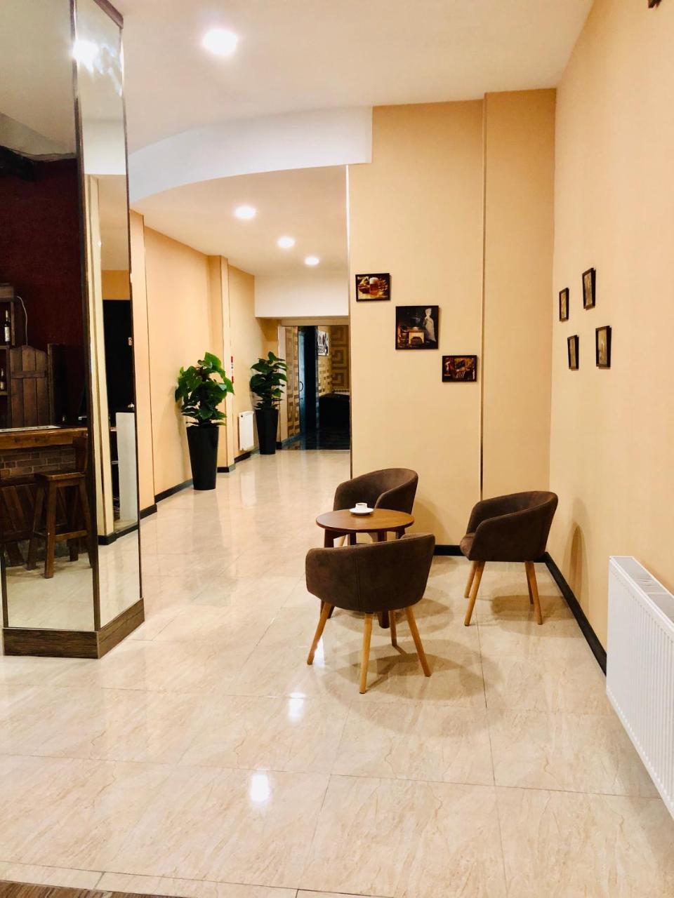 Lords Hotel 第比利斯 外观 照片